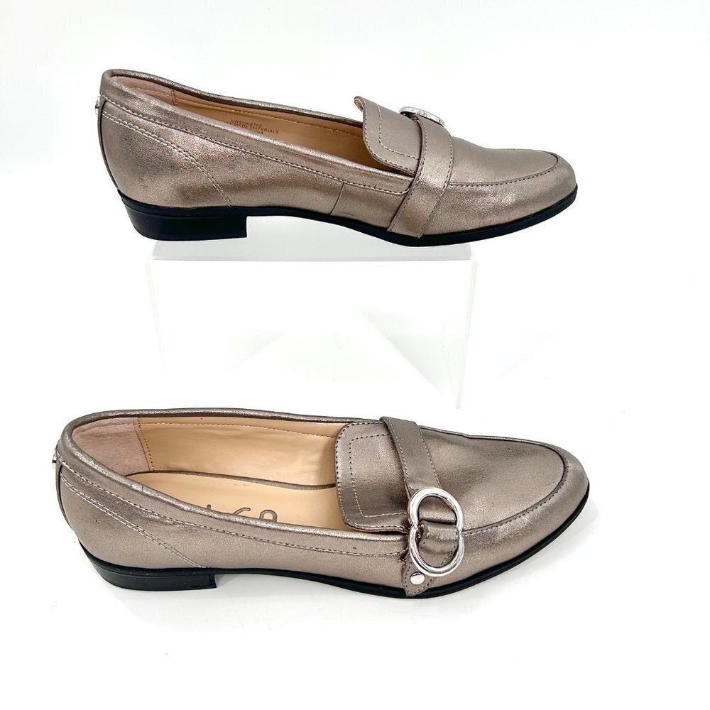 UNISA UNSHASTA2 METALLIC PEWTER LOAFERS W/ SILVER HARDWARE - 7.5